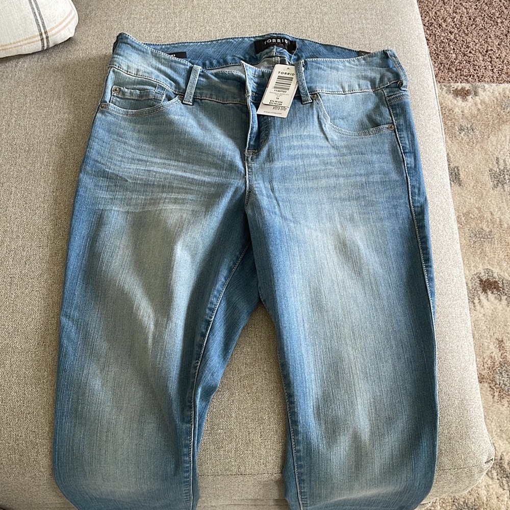 NWT Torrid Jeans - Size 16R - Picture 5 of 11